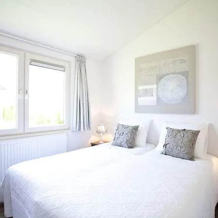 Feriehus Holiday Droompark Spaarnwoude.8 *