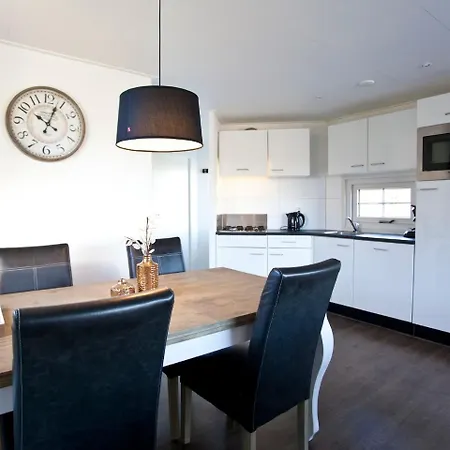 Feriehus Holiday Droompark Spaarnwoude.8 *