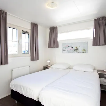 Holiday Droompark Spaarnwoude.8 Feriehus *