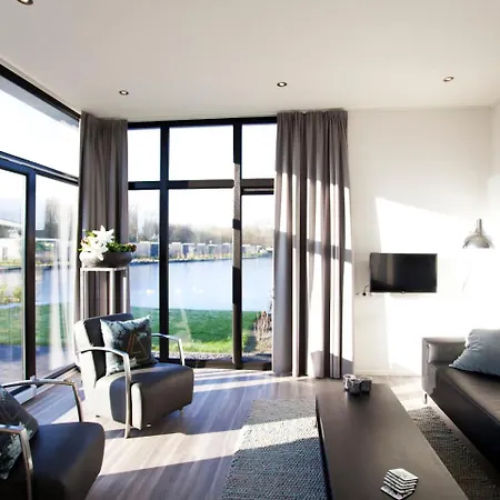 Feriehus Holiday Droompark Spaarnwoude.8 *